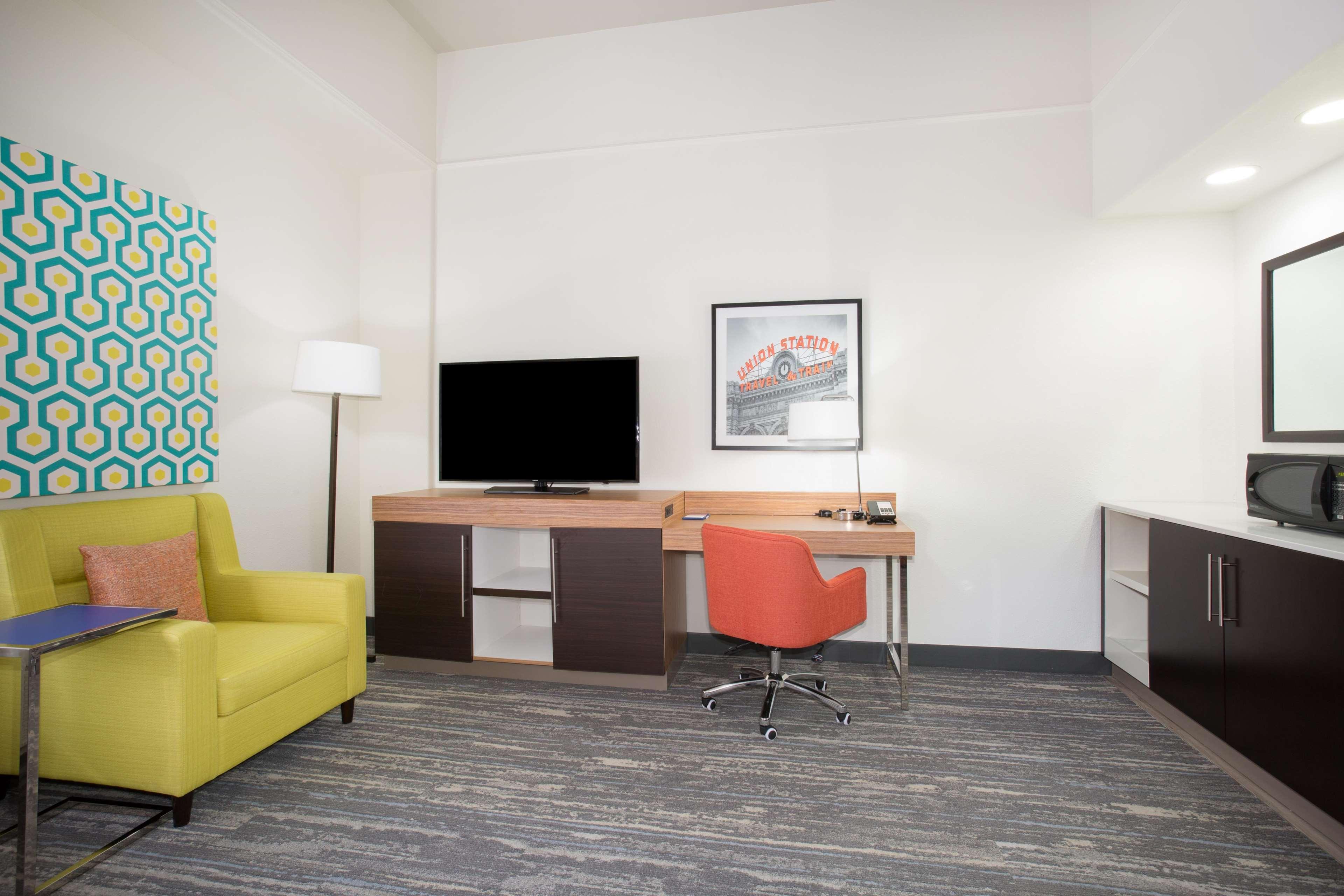 Hampton Inn & Suites Паркер Экстерьер фото